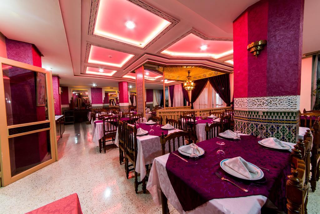 Hotel Akouas Мекнес Экстерьер фото
