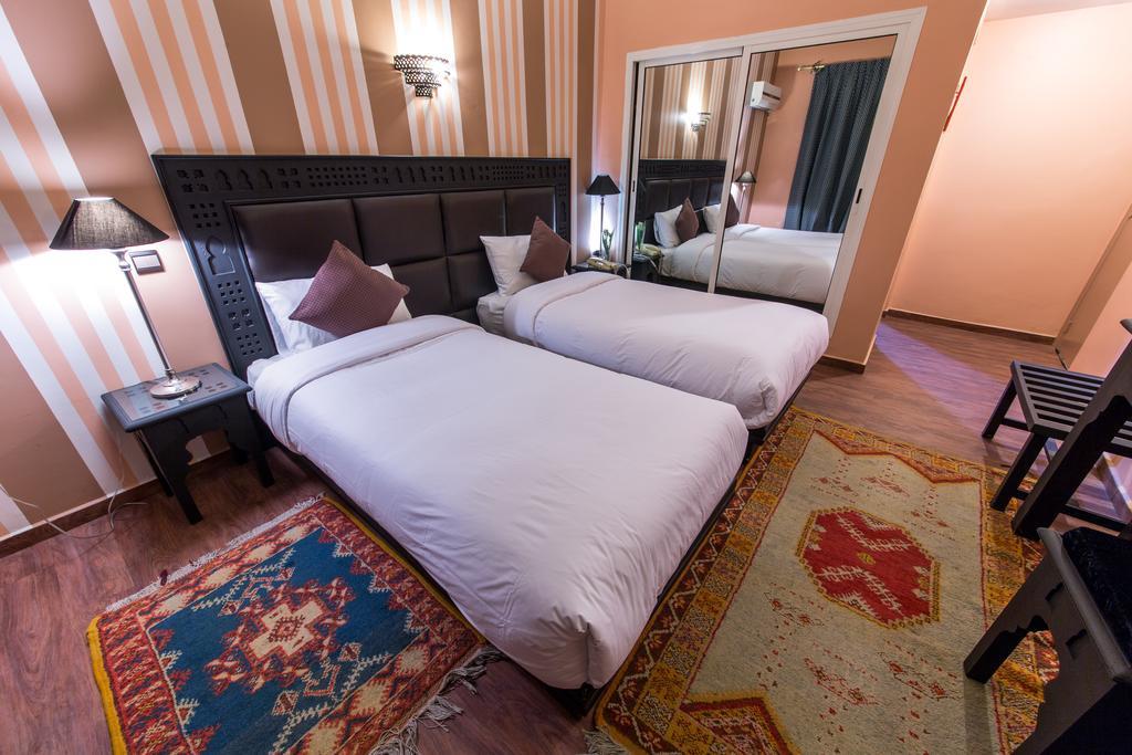 Hotel Akouas Мекнес Номер фото