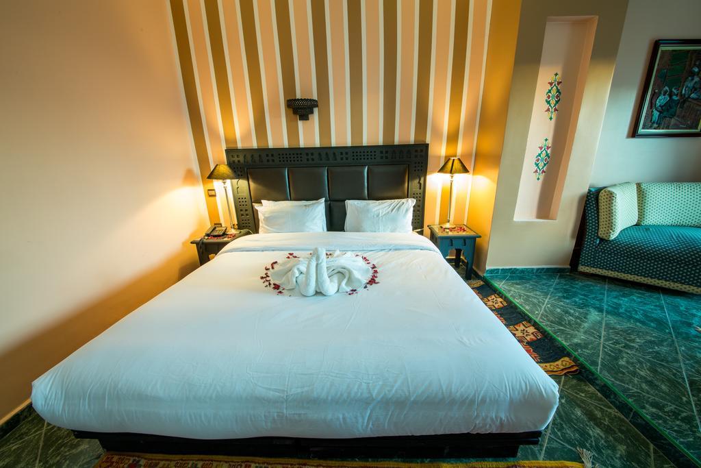 Hotel Akouas Мекнес Номер фото
